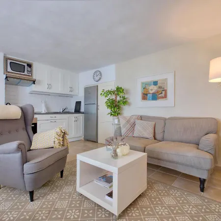 Petite Fleur By Interhome Montgo